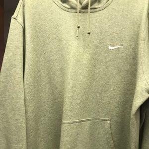 Nike pullover sweatshirt
